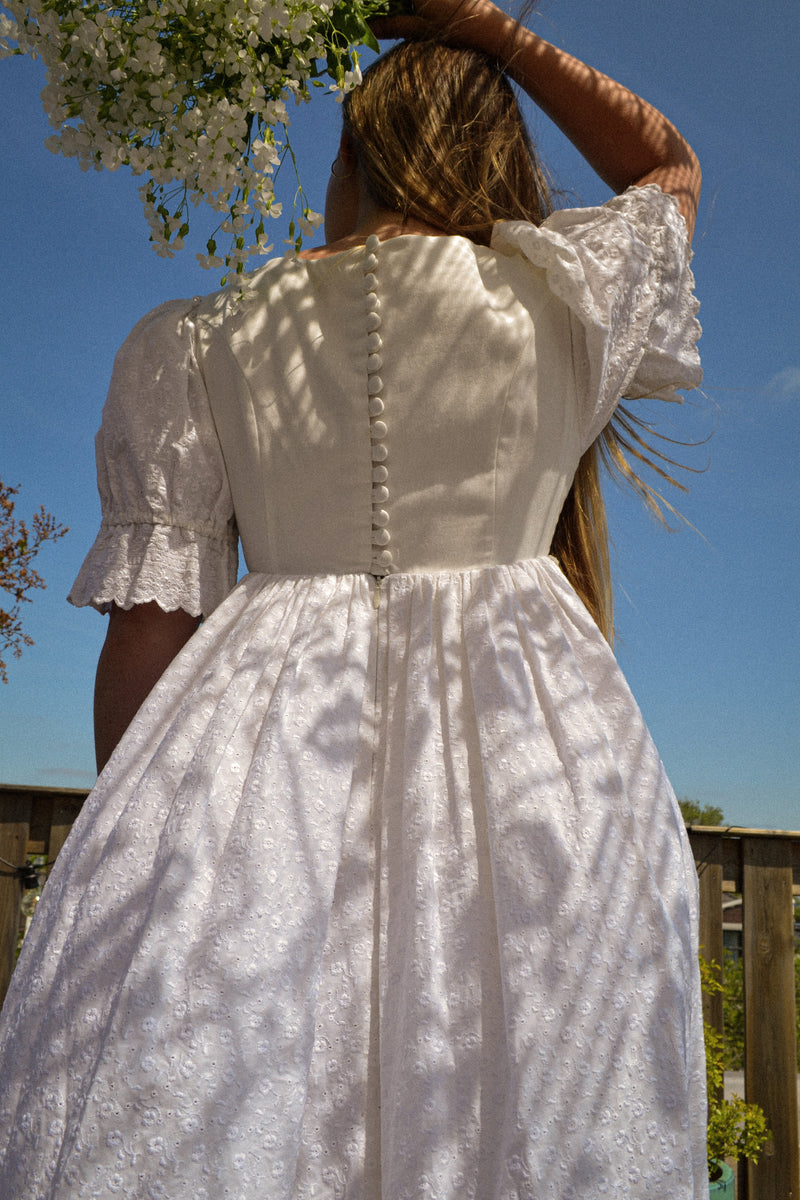 A SWEET HARMONY - 1990s Vintage Laura Ashley Empire Waist Bridal Dress - Size M