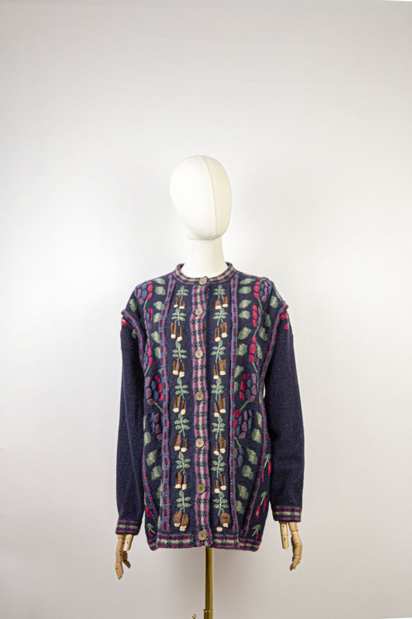 BERRY FABLE - 1980s Vintage Berries Novelty Wool Cardigan- Size M/L