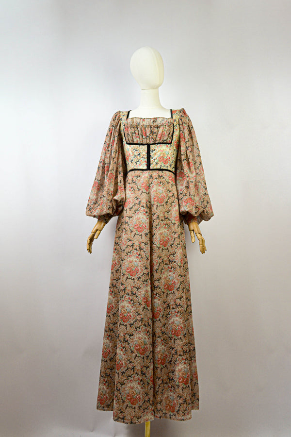BLACK-EYED SUSAN - 1970s Vintage & Rare Kati at Laura Phillips Billowing Sleeve Maxi Dress - Size M