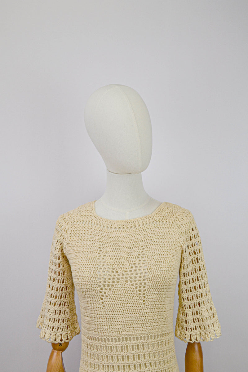 CHAMPAGNE - 1970s Vintage Crochet Dress - Size S/M