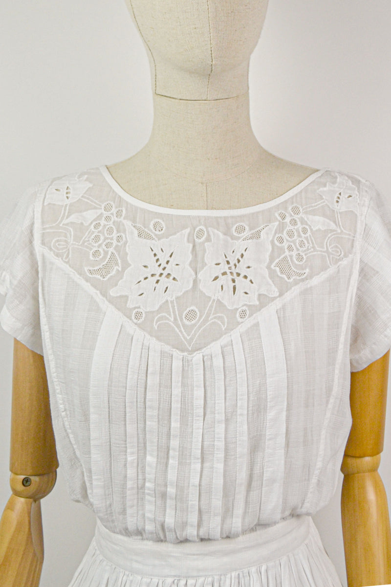 CLEMATIS -1980s Vintage René Derhy Embroidered Cotton Dress - Size S
