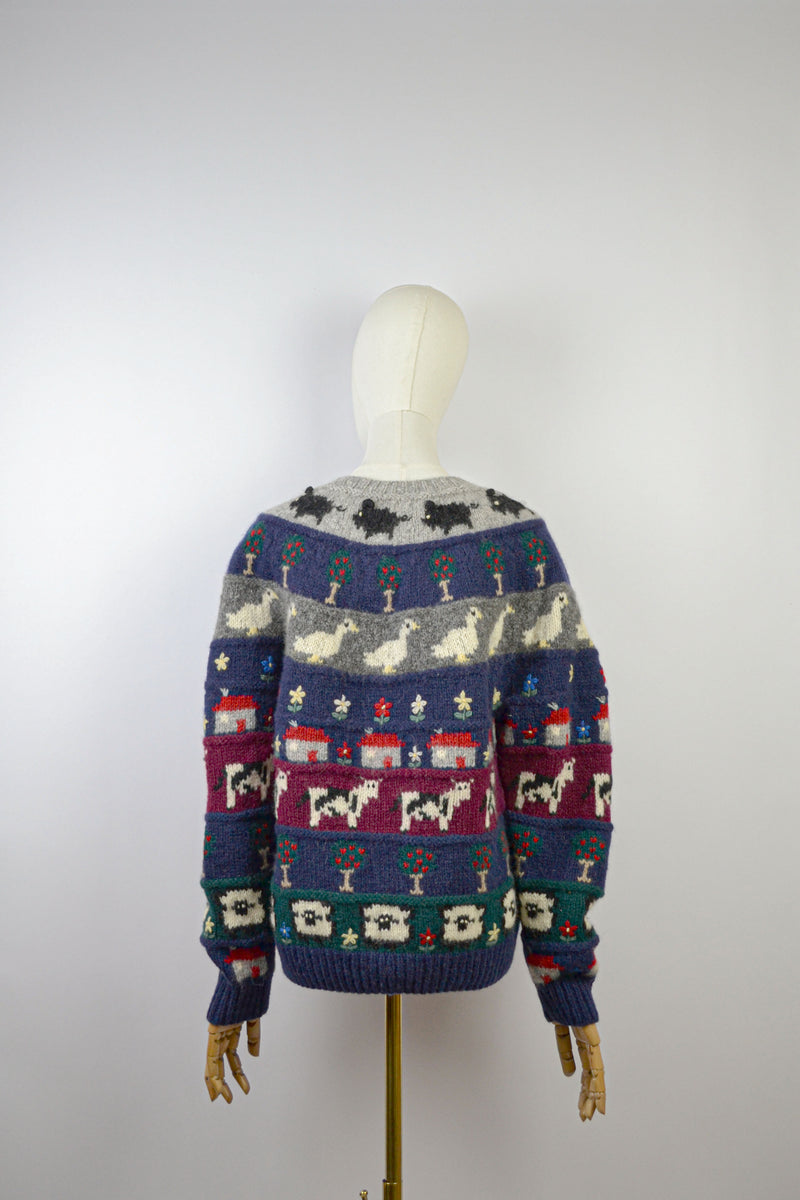 COTTAGE VERSE - 1980s Vintage Wool Cottage Scenery Jumper - S/M
