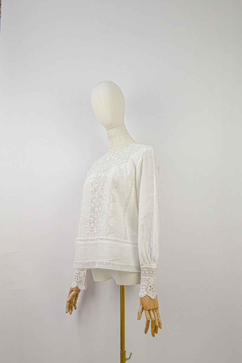 CREME DE LA CREME - Antique Cotton Lace Blouse - Size S