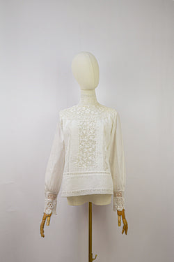 CREME DE LA CREME - Antique Cotton Lace Blouse - Size S