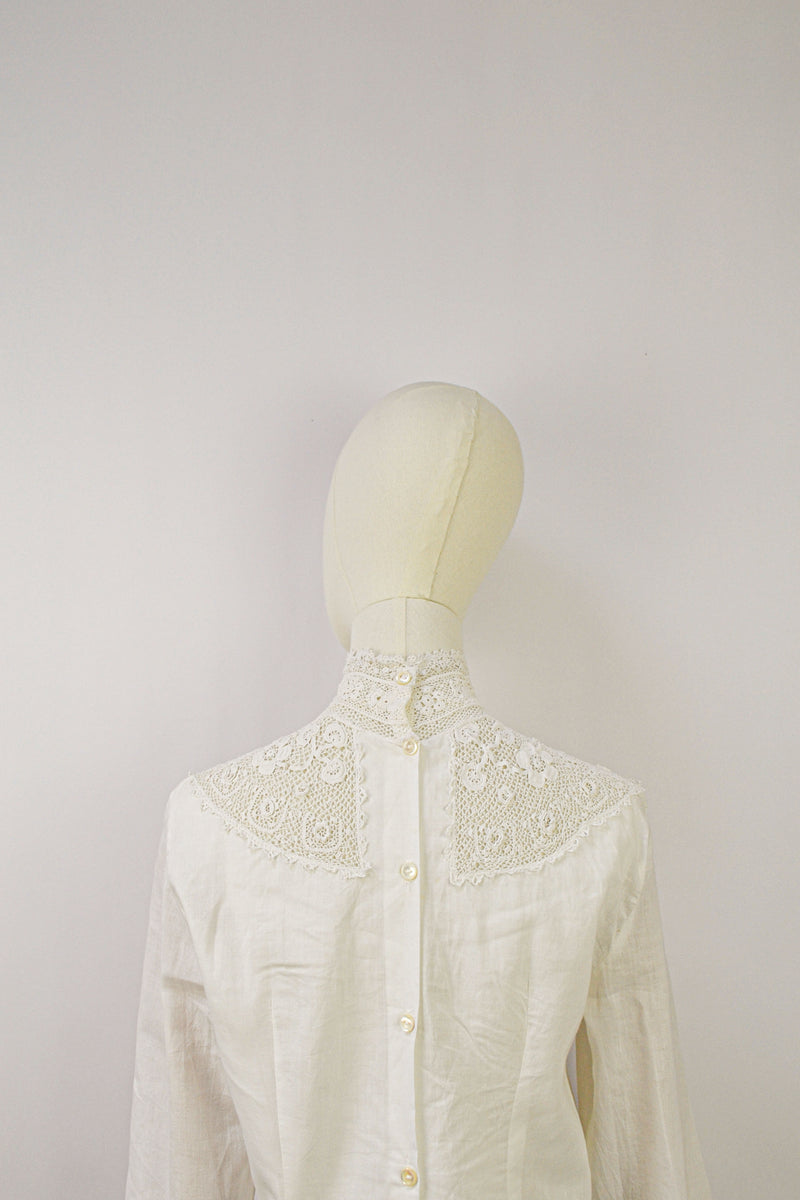 CREME DE LA CREME - Antique Cotton Lace Blouse - Size S