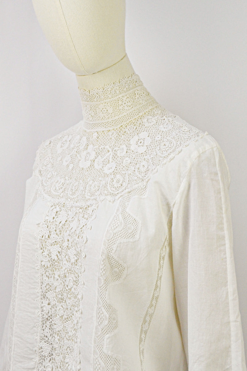 CREME DE LA CREME - Antique Cotton Lace Blouse - Size S