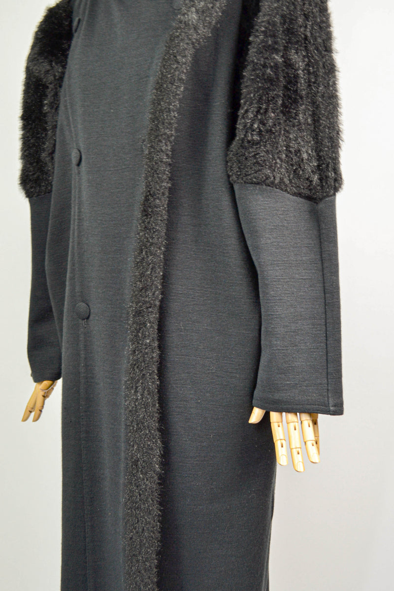 DAWN - 1980s Vintage Chaumiere aux Tricot Black Faux Fur Coat - Size M/L