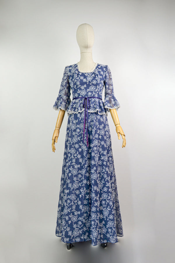 DELFT BLAUW - 1970s Vintage Kati at Laura Phillips Navy Floral Prairie Dress - Size S