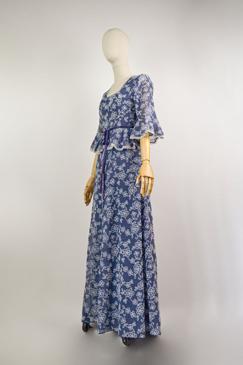 DELFT BLAUW - 1970s Vintage Kati at Laura Phillips Navy Floral Prairie Dress - Size S