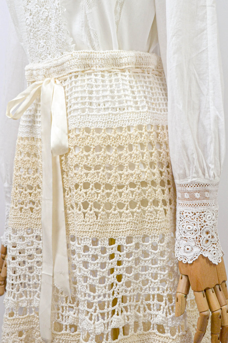 DREAMY GARDENIA - 1990s Vintage Crochet Skirt - Size S/M