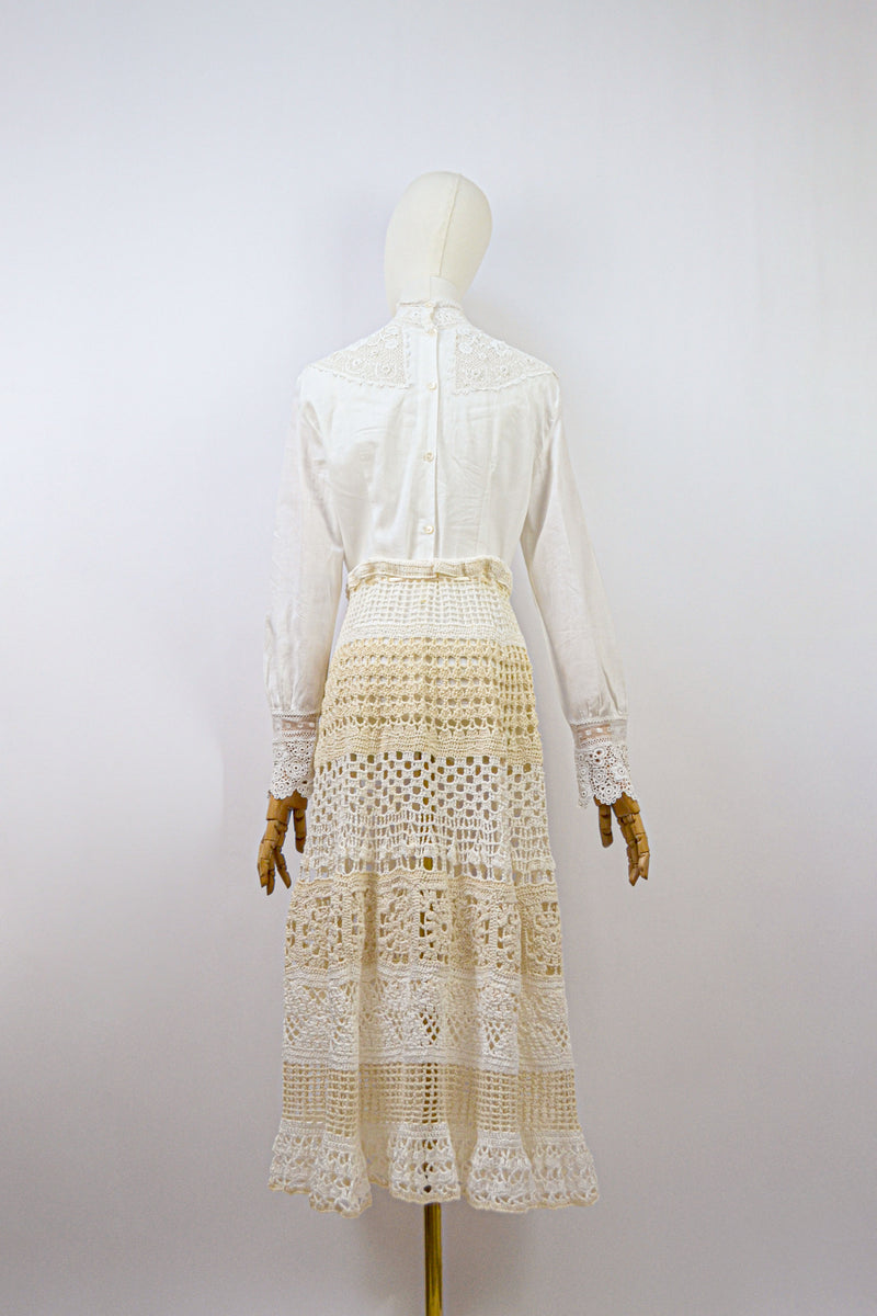 DREAMY GARDENIA - 1990s Vintage Crochet Skirt - Size S/M