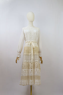 DREAMY GARDENIA - 1990s Vintage Crochet Skirt - Size S/M