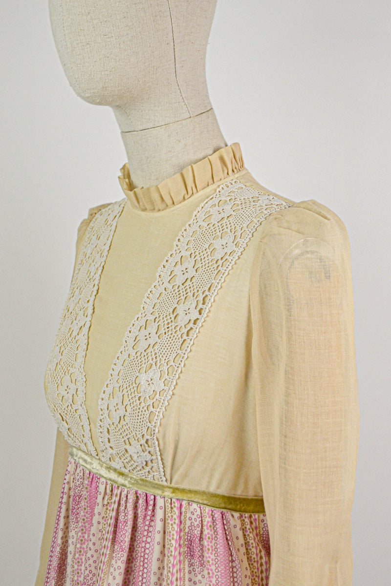 QUAINT - 1970s Vintage Angela Gore Prairie Dress - Size S