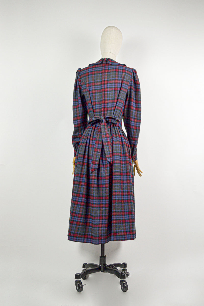 ENCHANTING PLAID - 1980s Vitage Laura Ashley Check Prairie Dress - Size S/M