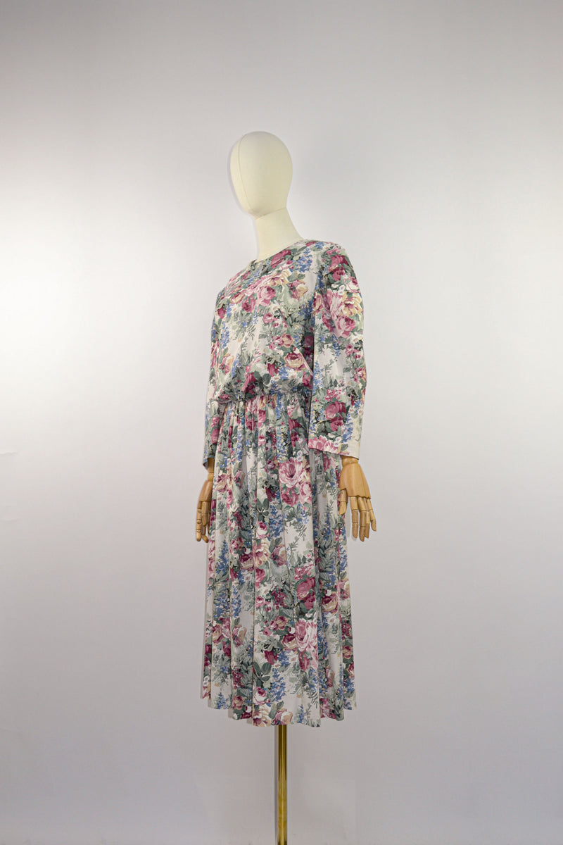 ENGLISH GARDEN - 1980s Vintage Floral Tapestry Dress - Size M/L
