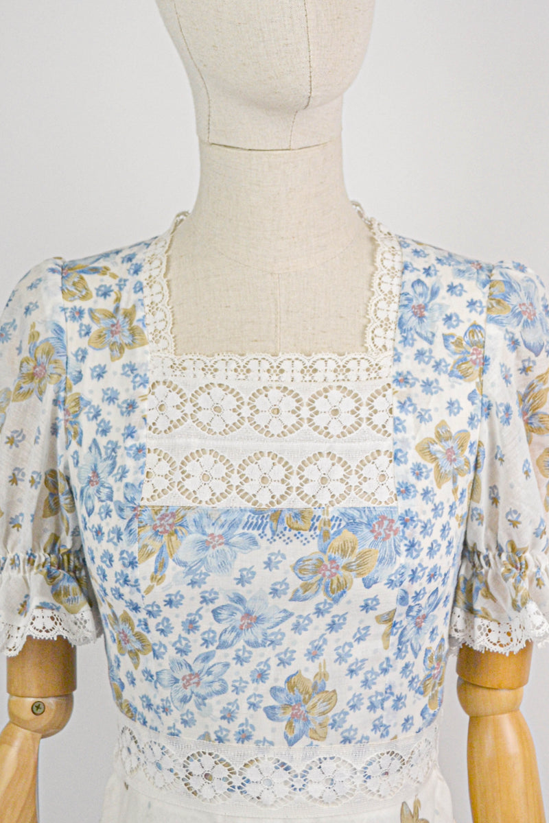 ELEGANT WHISPER - 1970s Vintage Prairie Dress - Size XS/S
