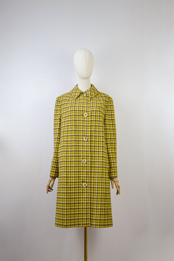 FALLEN LEAVES - 1980s Vintage Aquascutum Reversible Trench Coat - Size S/M
