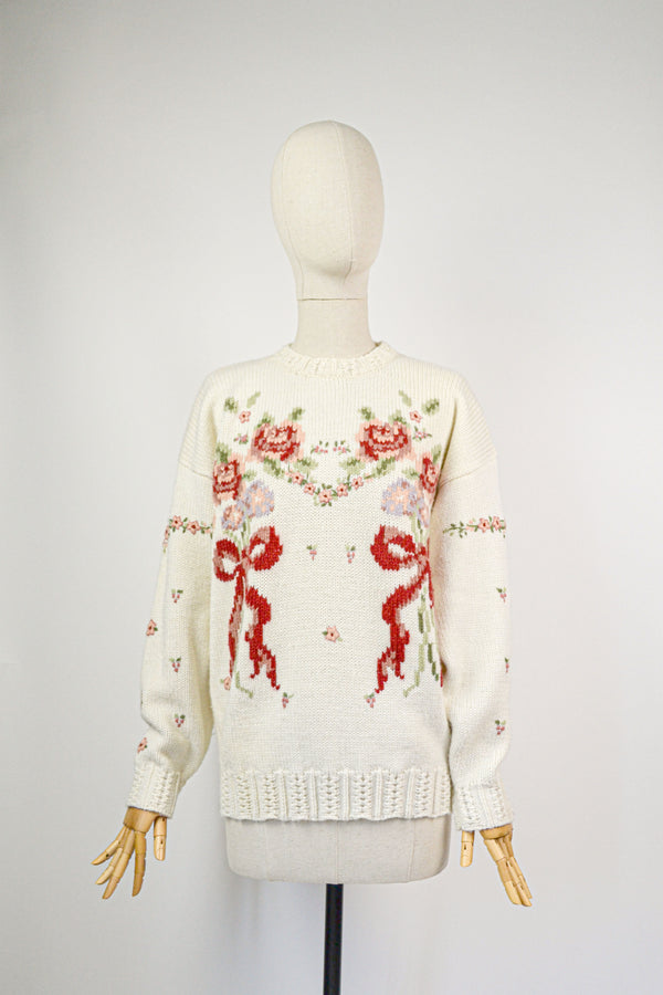 FALLEN PETALS - 1990s Vintage Floral Embroidered Cardigan - Size S/M
