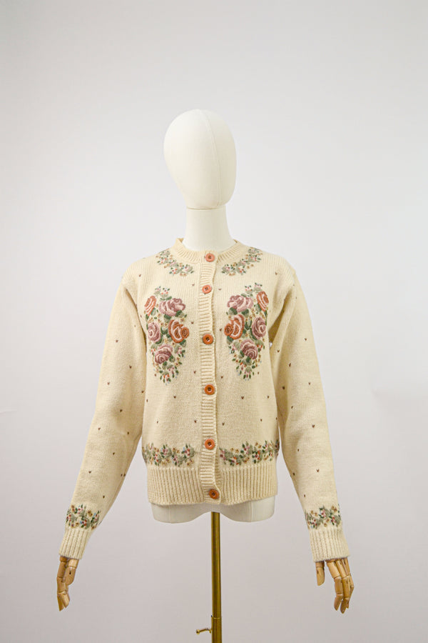 FERN AND ROSES - 1980s Vintage Floral Embroidered Cardigan - Size S/M