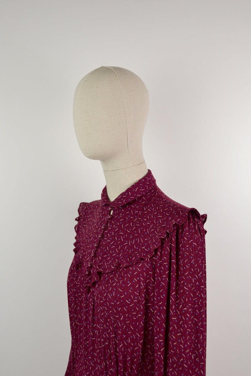 FIESTA FLOWERS - 1970s Vintage Elkont Burgundy Viscose Dress - Size S