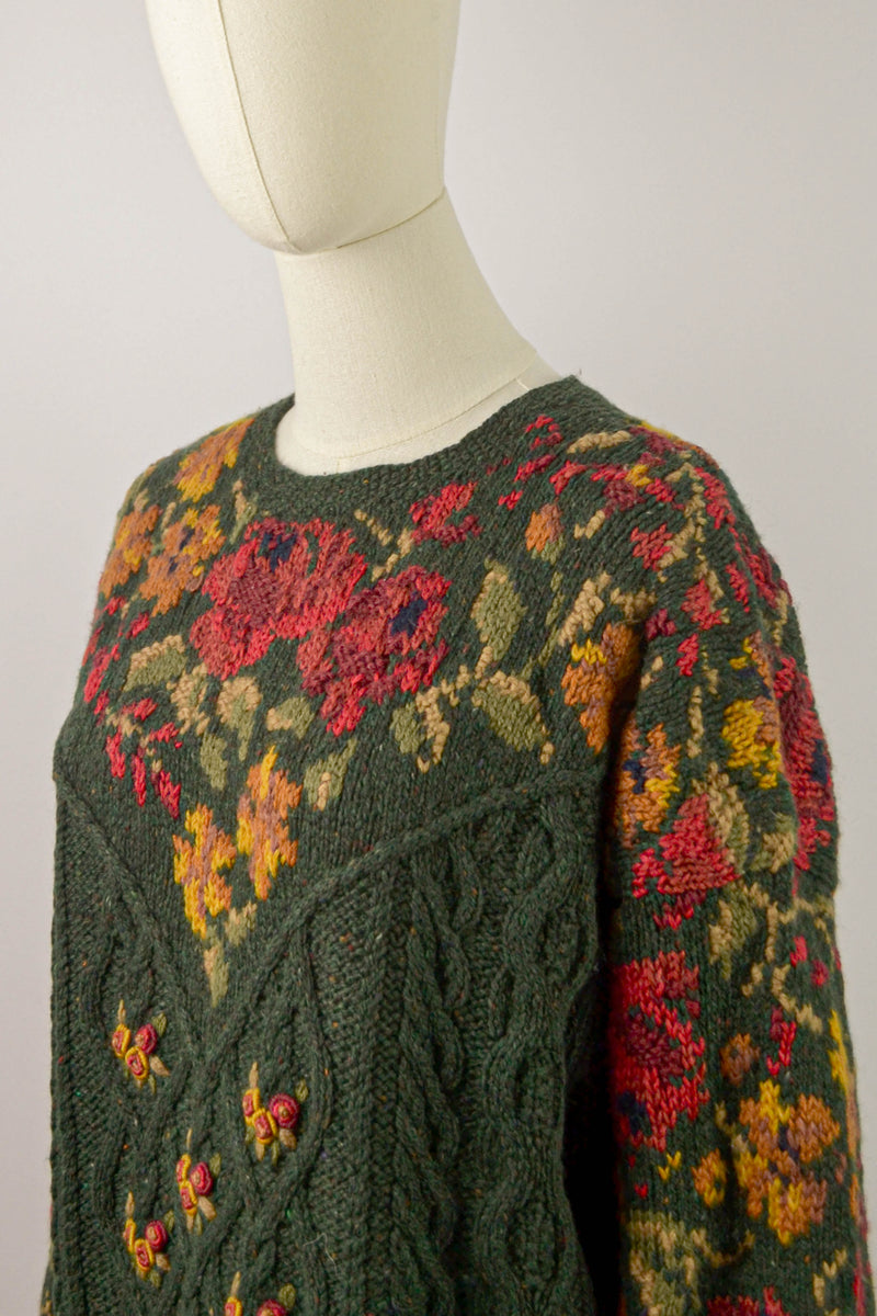 FLORAL BLISS -  1990s Vintage Laura Ashley Embroidered jumper - Size M/L