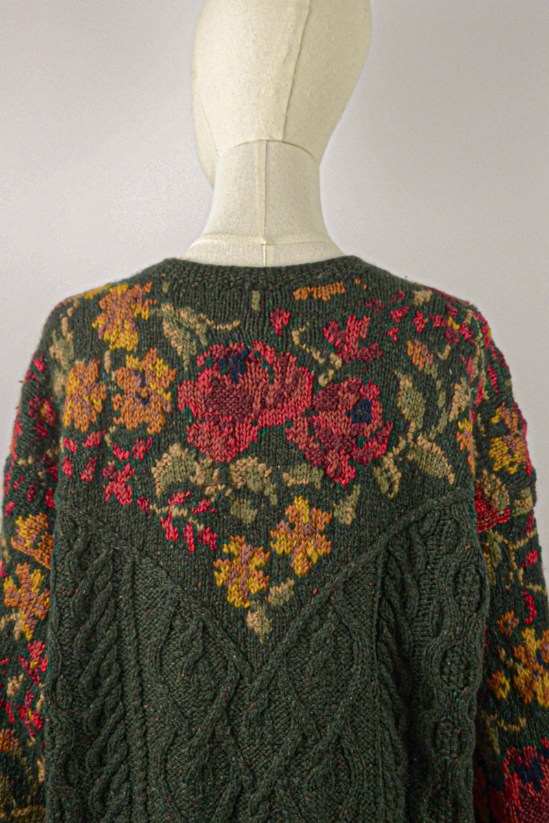 FLORAL BLISS -  1990s Vintage Laura Ashley Embroidered jumper - Size M/L