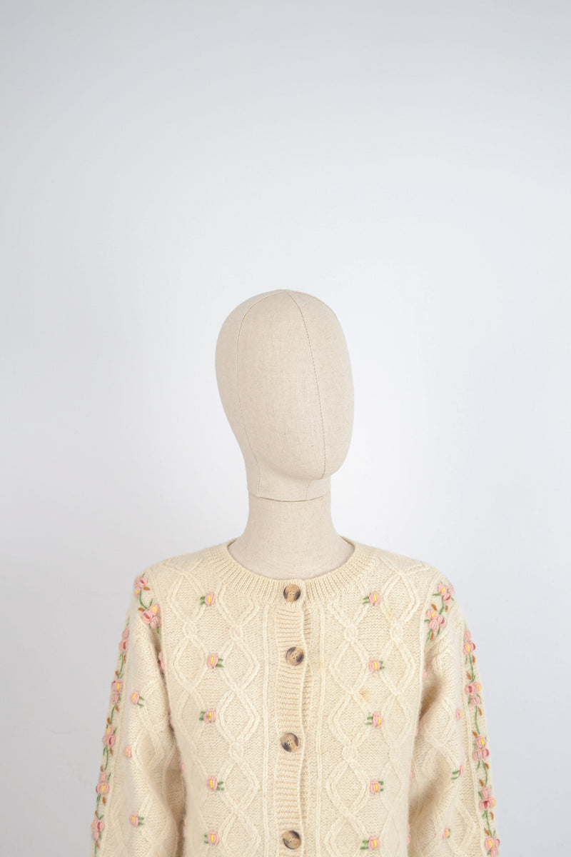 FLORISTRY - 1990s Vintage Ivory Embroidered Cardigan - Size S/M
