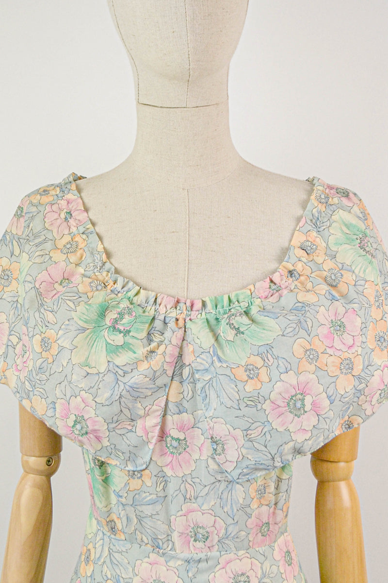 FLOWERS IN SPRING - 1970s Vintage floral cotton prairie dress- Size M