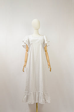 FOR THE LOVE OF NUTMEG - 1970s Vintage Laura Ashley Nutmeg Print Prairie Dress - Size S/M