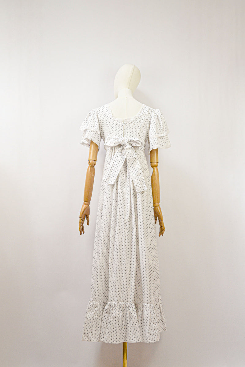 FOR THE LOVE OF NUTMEG - 1970s Vintage Laura Ashley Nutmeg Print Prairie Dress - Size S/M