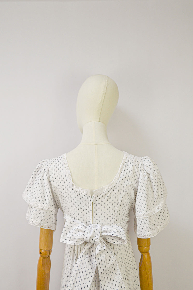 FOR THE LOVE OF NUTMEG - 1970s Vintage Laura Ashley Nutmeg Print Prairie Dress - Size S/M