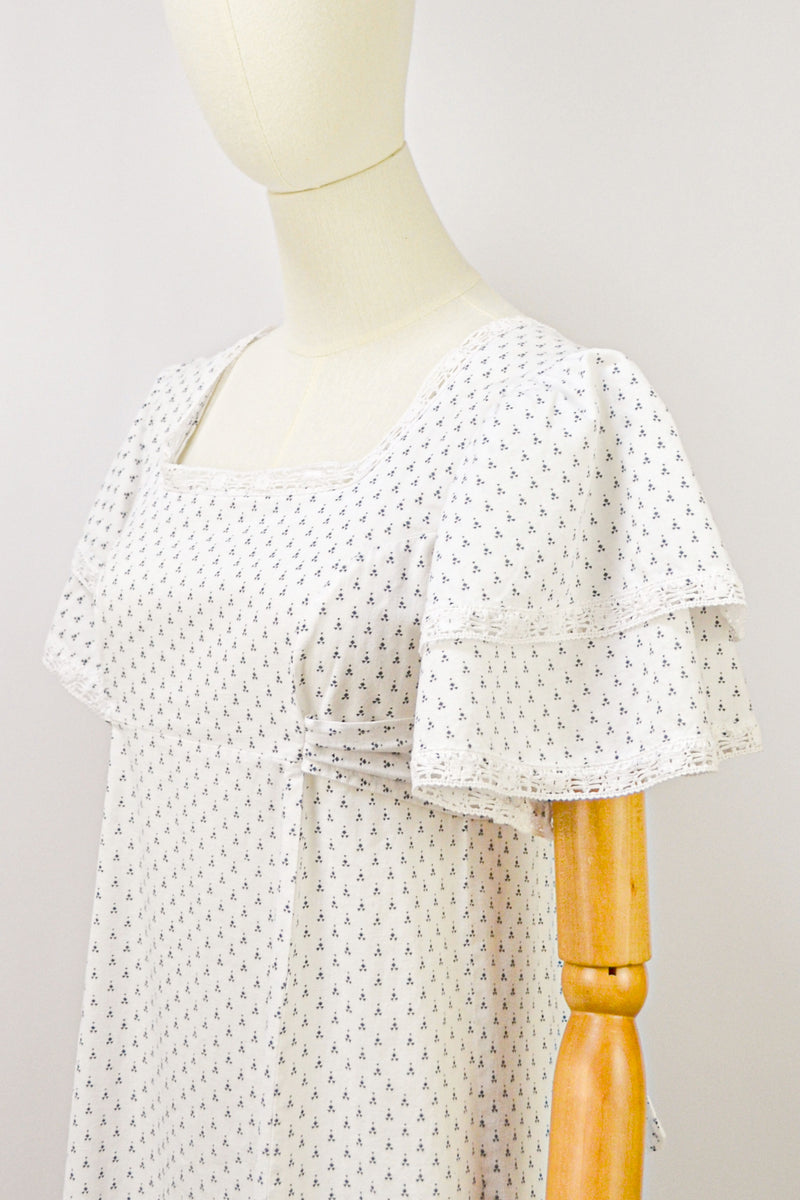FOR THE LOVE OF NUTMEG - 1970s Vintage Laura Ashley Nutmeg Print Prairie Dress - Size S/M