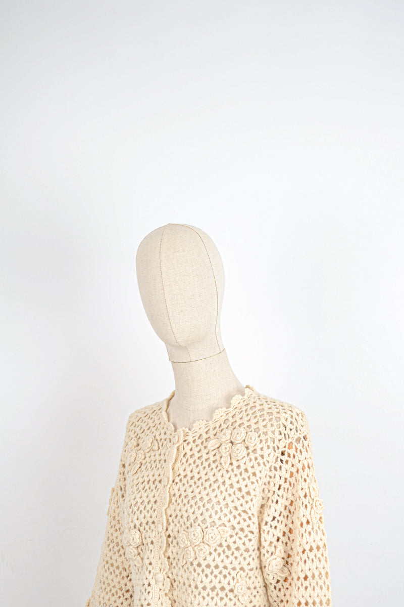 GARDENIA - 1980s Vintage Crochet Cardigan - Size S/M