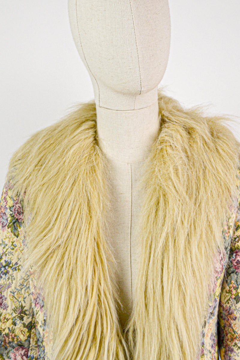 GARDEN TAPESTRY -  1990s Vintage Tapestry Faux Fur coat - Size XS/S