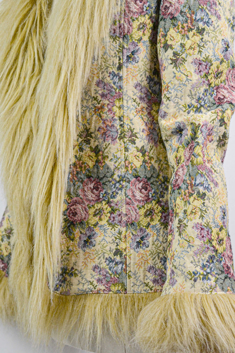 GARDEN TAPESTRY -  1990s Vintage Tapestry Faux Fur coat - Size XS/S