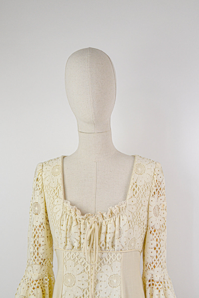 GARDEN REVERIE - 1970s Vintage Ivory Crochet Style Lace Prairie Dress - Size S/M