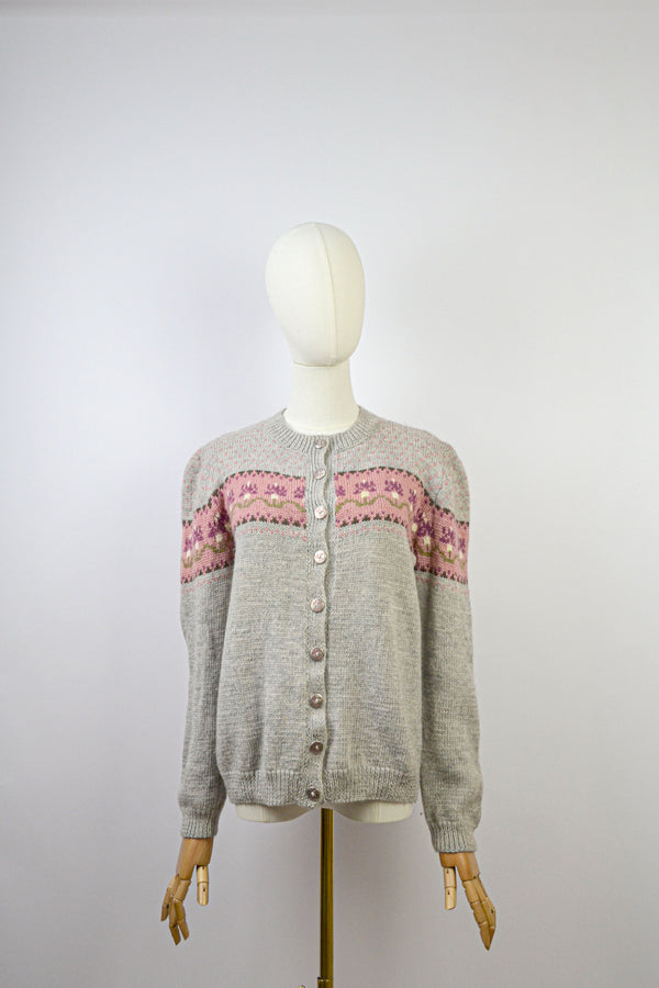 HEATHER - 1980s Vintage Soft Grey Wool Cardigan - Size S/M