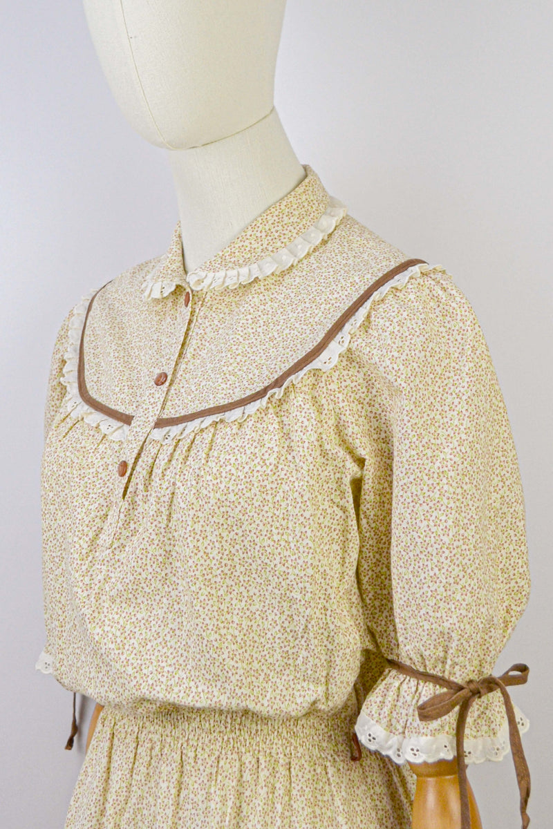 HELENIUM - 1970s Vintage Cotton Autumn Floral Prairie Dress - Size S/M