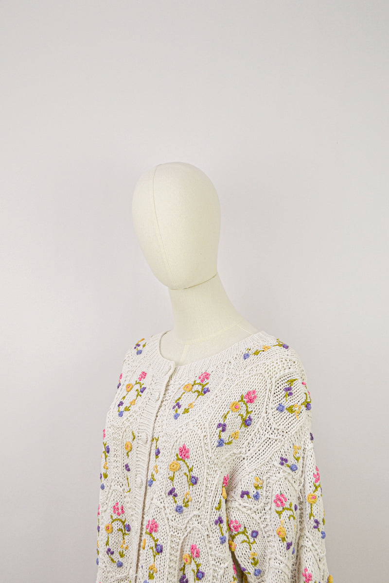SWEET PEAS FARANDOLE - 1990s Vintage floral Embroiedered Cardigan - Size M/L