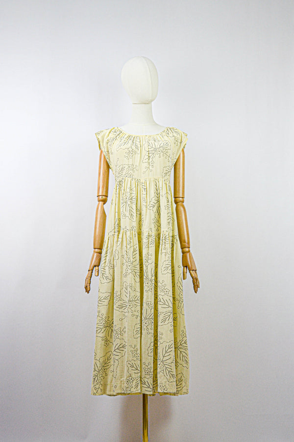 MILLET - 1970s Vintage Cacharel Cream and Black Floral Dress - Size S/M