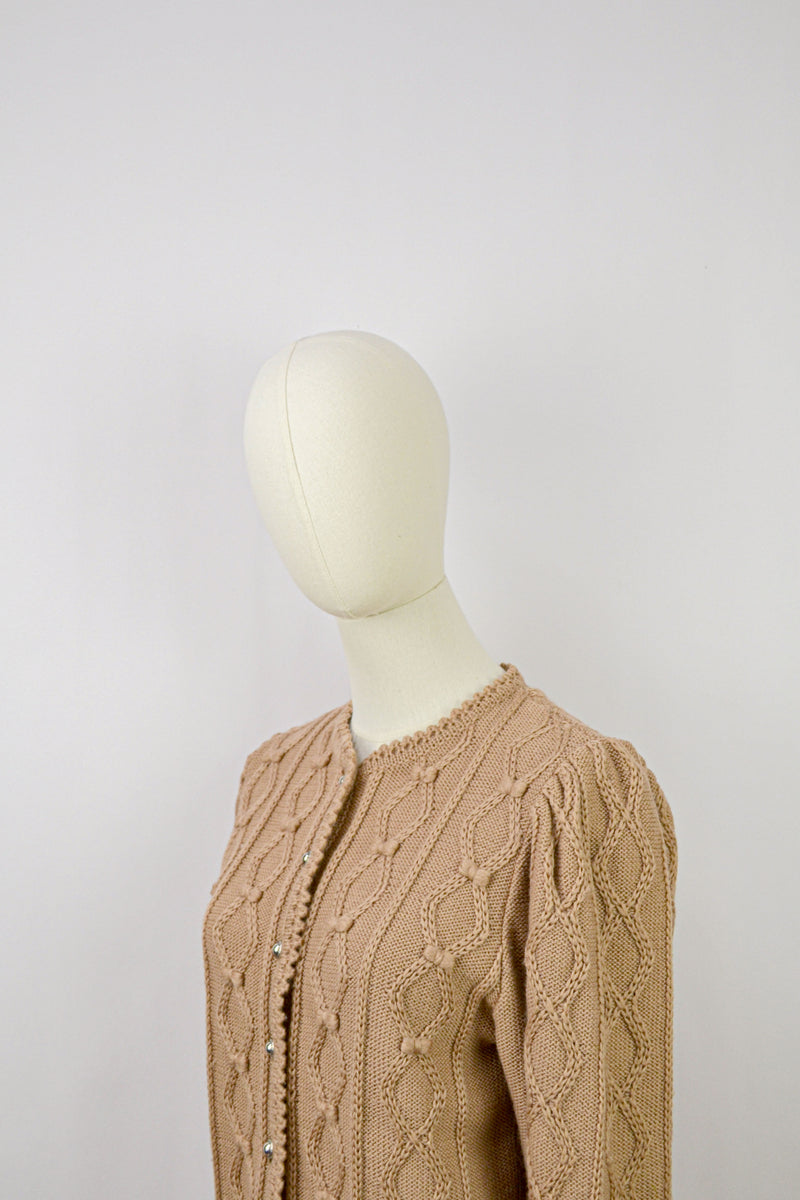 MY LITTLE BOW - 1990s Vintage Caramel Wool Austrian Cardigan - Size S/M