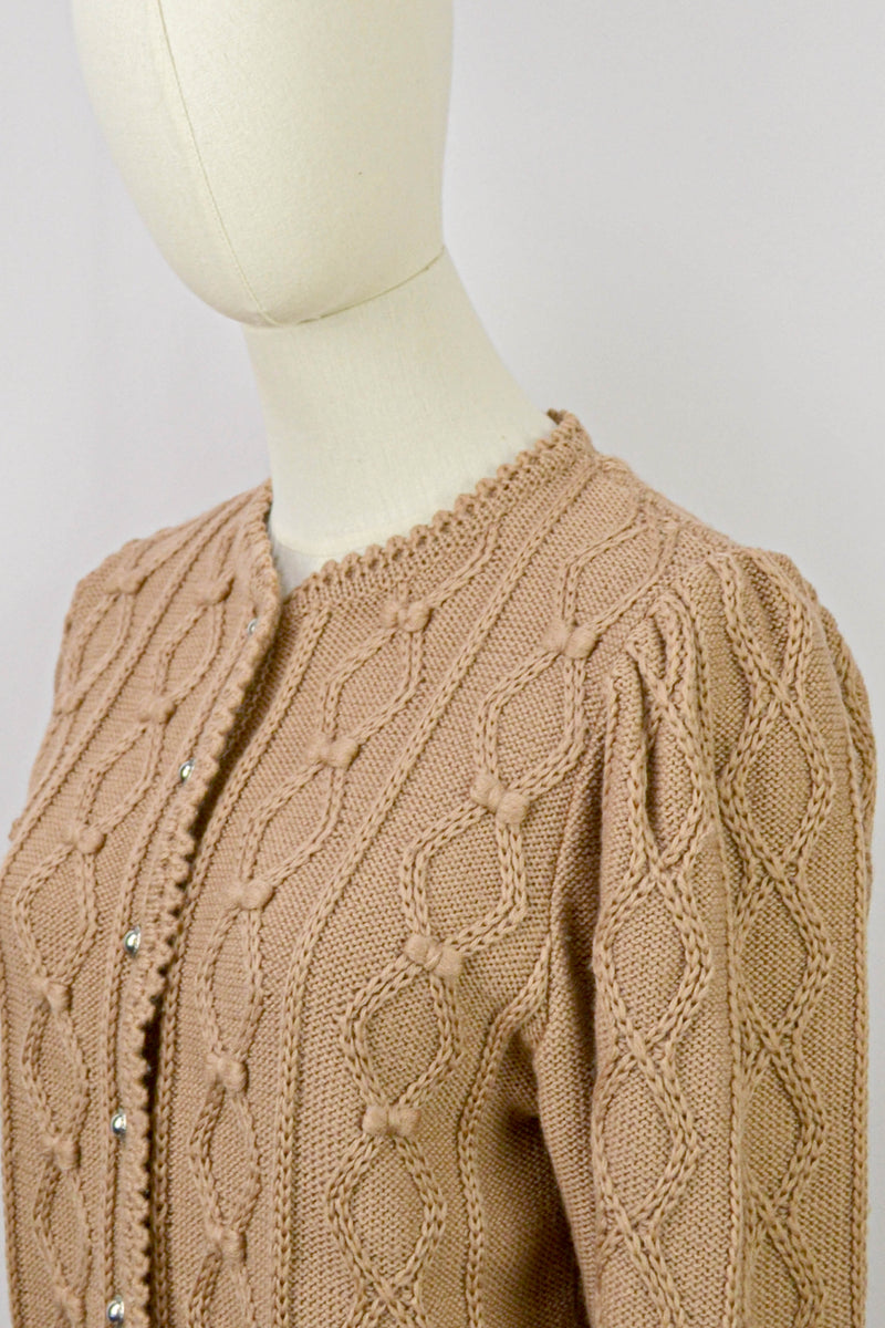 MY LITTLE BOW - 1990s Vintage Caramel Wool Austrian Cardigan - Size S/M