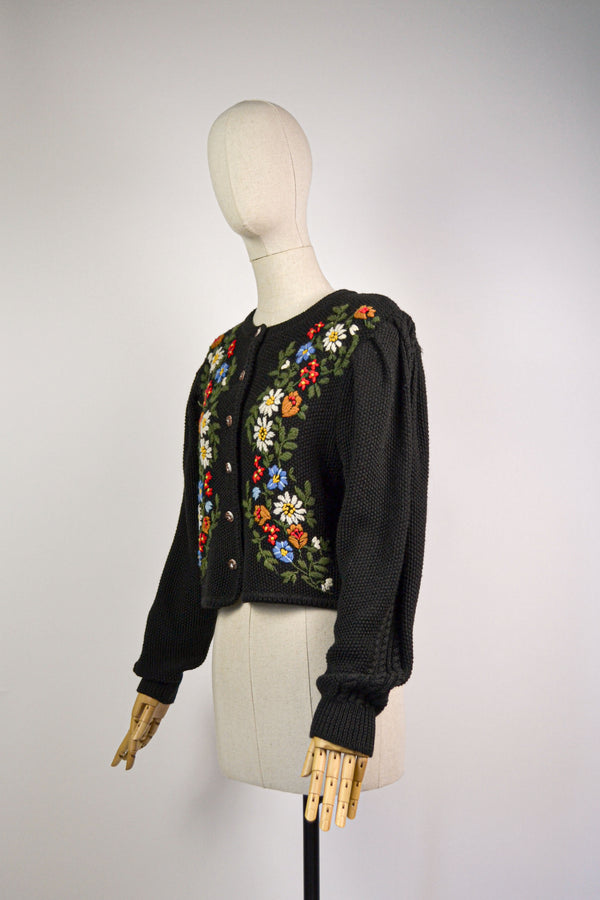 ODETTE - 1980s Vintage Floral Embroidery Austrian Cardigan - Size M