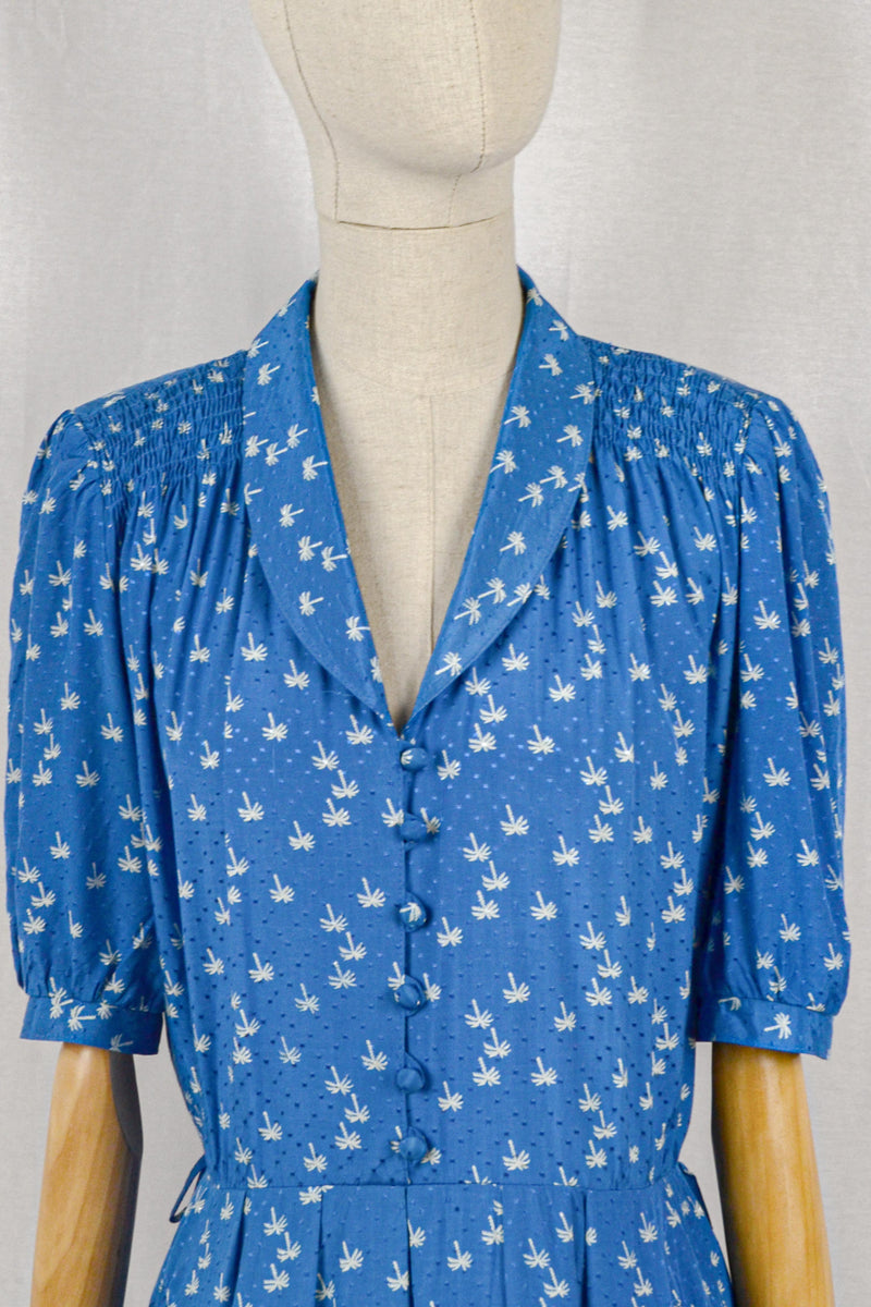 PALMS - 1960s Vintage Betty Barclay Palms Print Shirt-dress - Size M/L