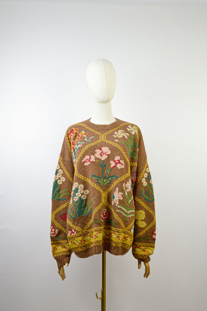 RUSTIC FLORAL - 1980s Vintage Wool Brown Autumn Floral Jumper - Size M/L