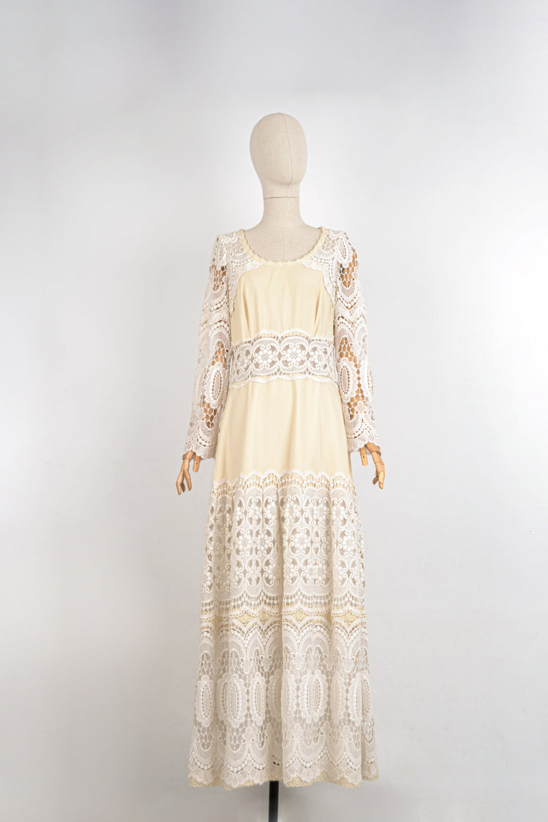 PEARL - 1970s Vintage Ivory Lace Prairie Dress - Size M/L