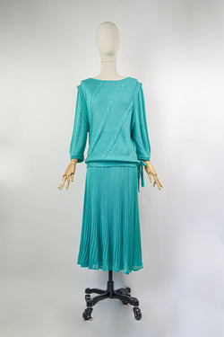 VEIL OF MIST - 1980s Vintage Green Mint Knitted Nina Ricci Jumper and Skirt Set - Size M/L