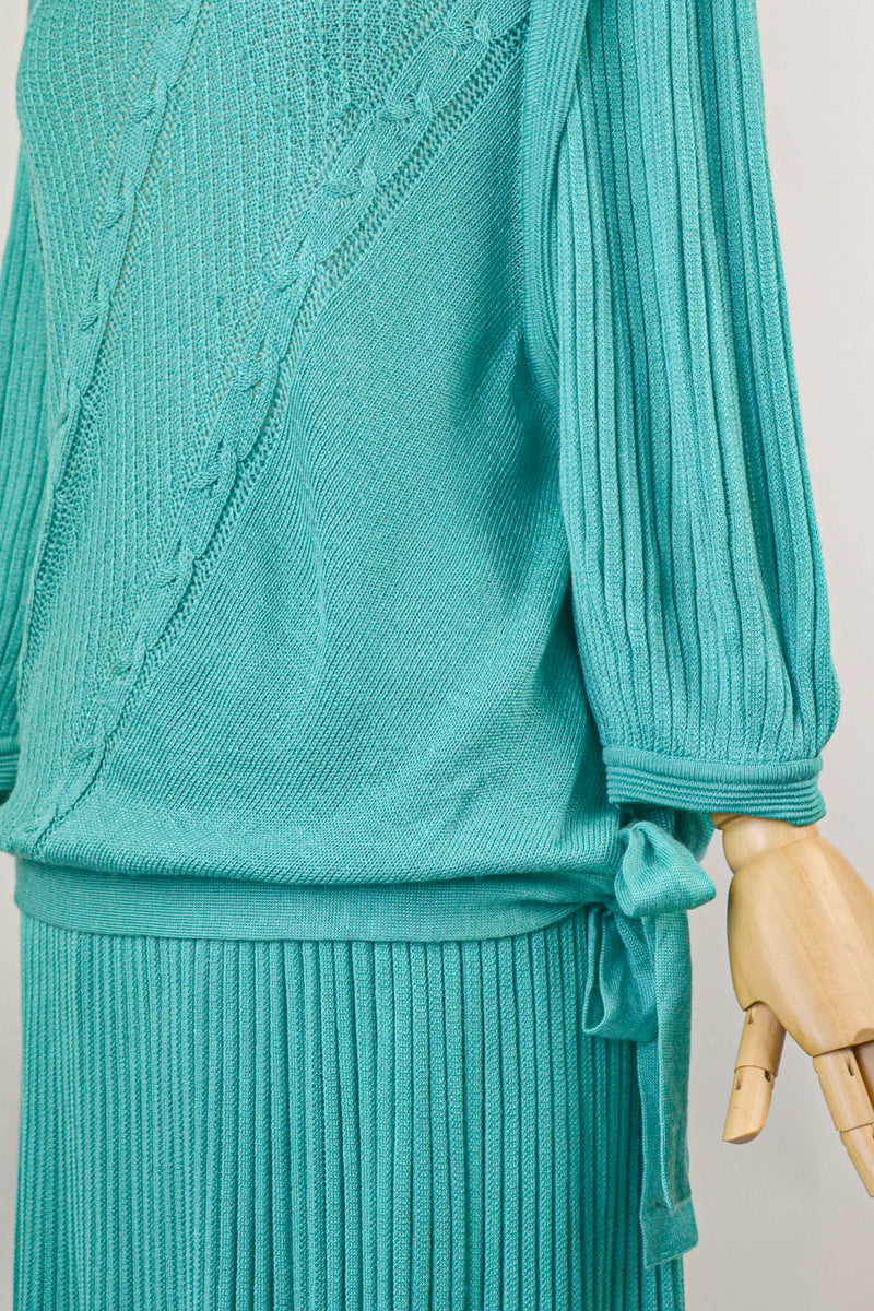 VEIL OF MIST - 1980s Vintage Green Mint Knitted Nina Ricci Jumper and Skirt Set - Size M/L