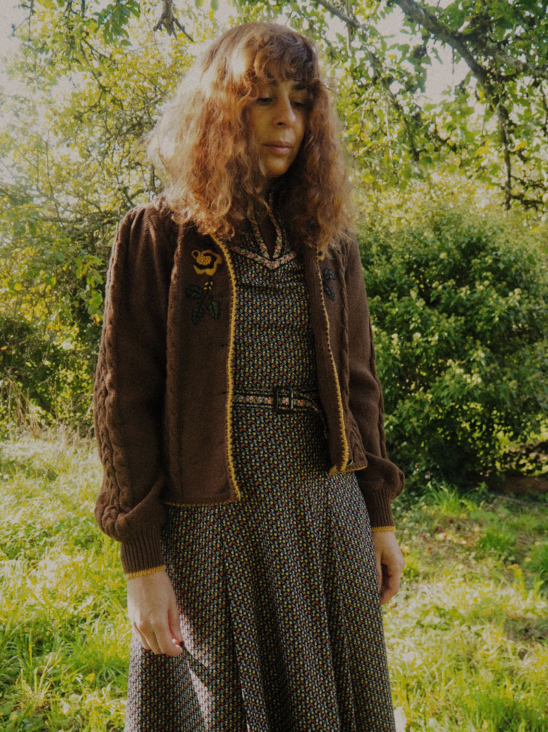 GOLDEN BLOOM - 1980s Vintage Lanamoden Brown Embroidered Austrian Cardigan - Size S/M