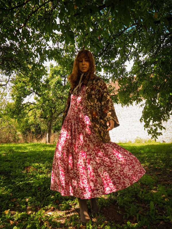 AMBER PETALS - 1980s Vintage Tapestry Jacket - Size S/M